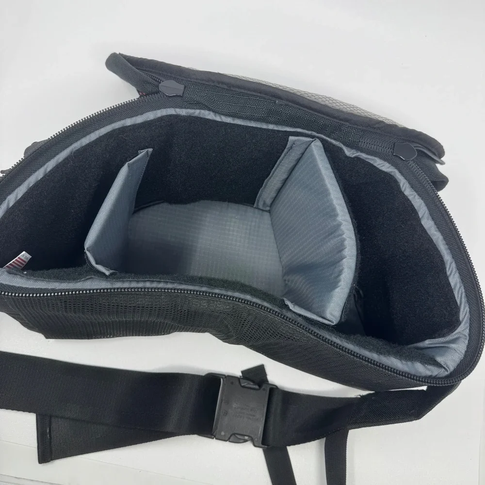 Tamrac Extreme Series Black Camera Waist Pack Bag Made in USA National Molding